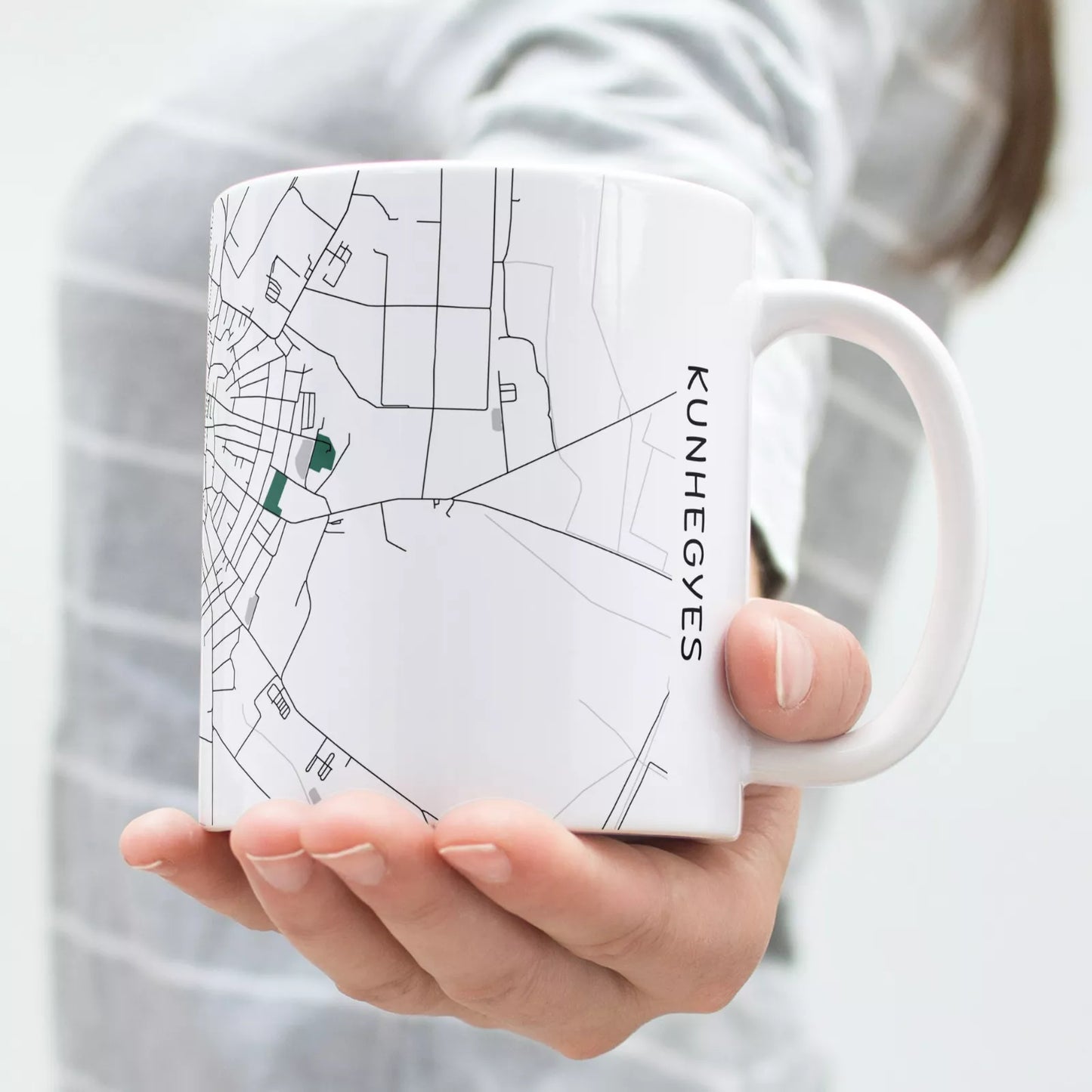 Kunhegyes - Térképes bögre